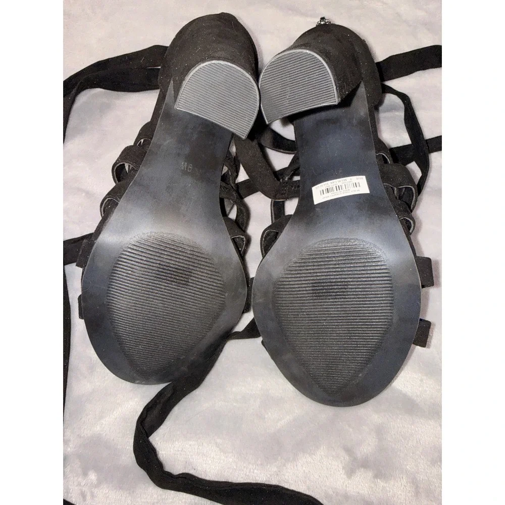 Torrid Womens Black Strappy Wrap Block Heel‎ Sandals Wide Width Size 9W